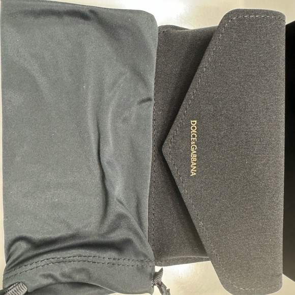 Dolce and Gabbana Brand New Sunglasses - GORGEOUS - Picture 4 of 8